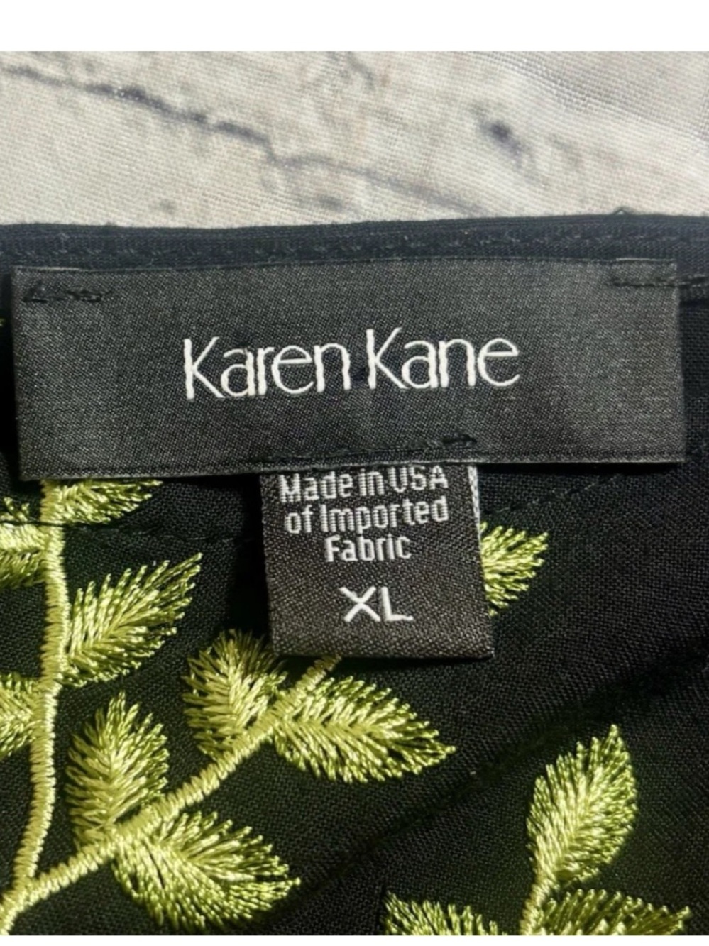 Karen Kane Black Pink Green Floral Embroidered 3/4 Sleeve Side Slits Tunic XL - Picture 4 of 12